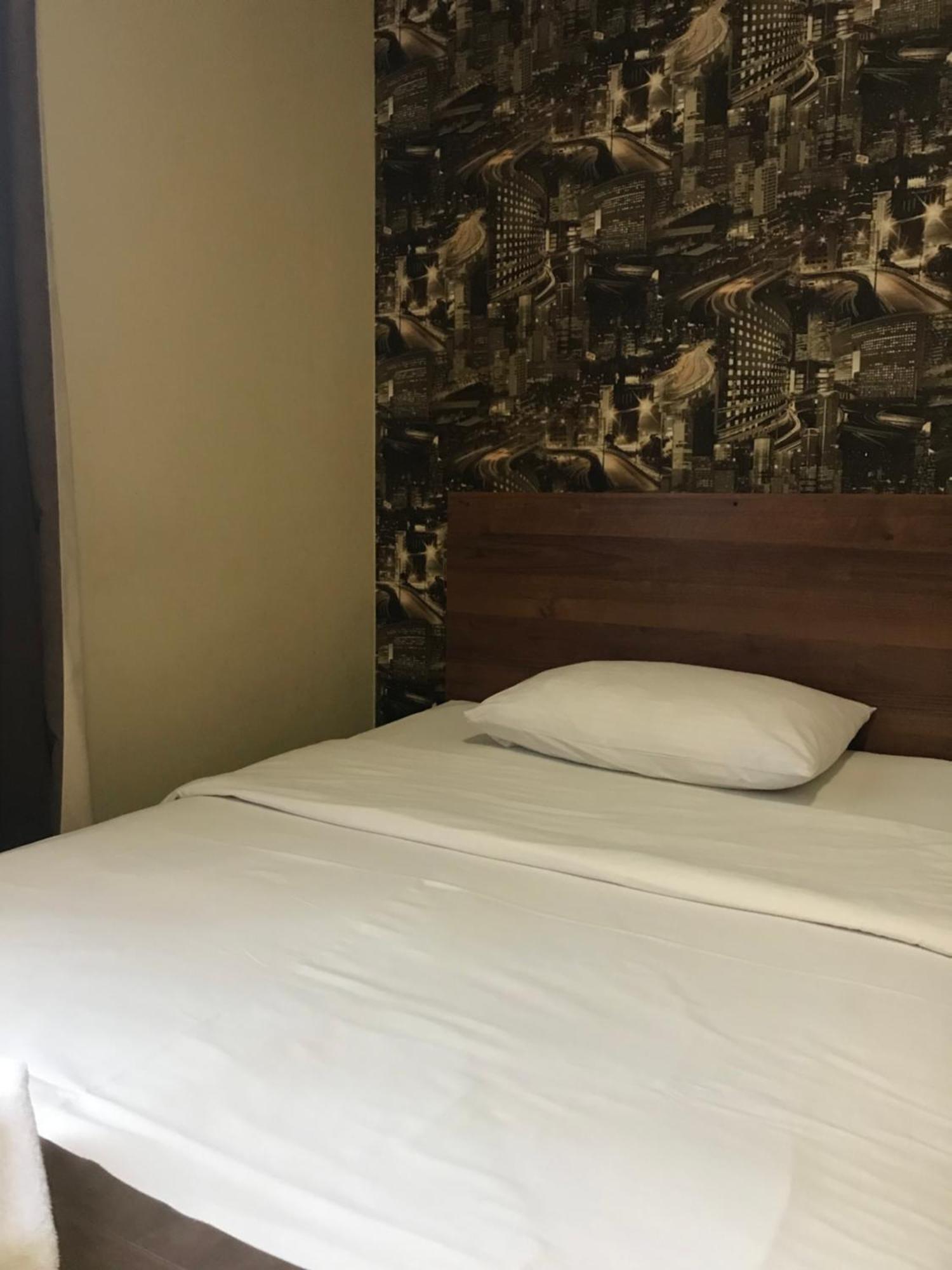 Hotel Lama 2 Kiev Ngoại thất bức ảnh